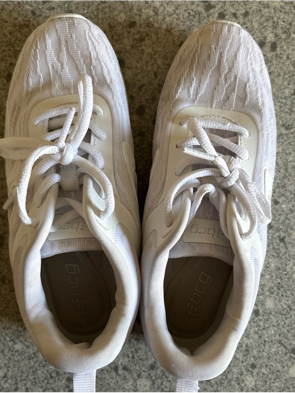 White Athletic Sneakers - Lightweight Mesh Youth Size 2D